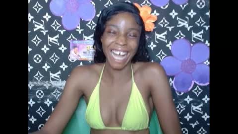 Snapshot of cupidxdoll chatting on February 21, 10:50 am cupidxdoll online show from February 21, 10:50 am