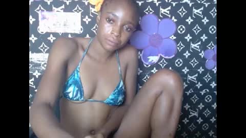 Snapshot of cupidxdoll chatting on March 1, 8:56 am cupidxdoll online show from March 1, 8:56 am