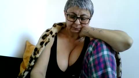 Snapshot of cuplu4346529860 chatting on March 8, 2:51 pm couple online show from March 8, 2:51 pm