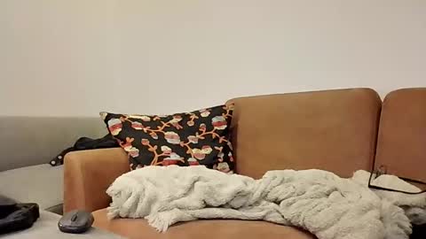 Snapshot of curced25 chatting on February 5, 6:45 pm curced25 online show from February 5, 6:45 pm