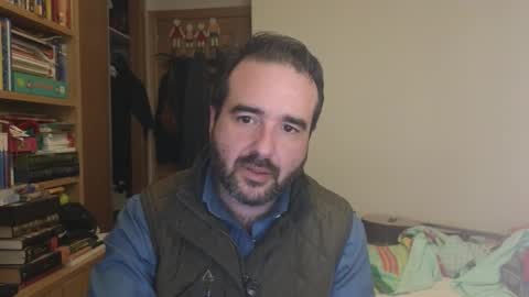 curiosillo1983 online show from December 18, 4:35 pm