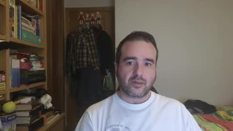 curiosillo1983 online show from May 10, 12:43 pm