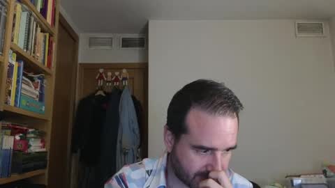 Snapshot of curiosillo1983 chatting on May 26, 6:26 pm curiosillo1983 online show from May 26, 6:26 pm
