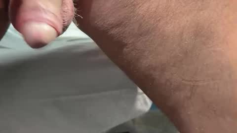 Snapshot of curioso_965 chatting on October 25, 6:32 am Curioso 965 online show from October 25, 6:32 am