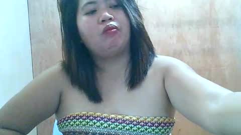 Snapshot of curious_girl247 chatting on February 23, 2:09 am curious_girl247 online show from February 23, 2:09 am