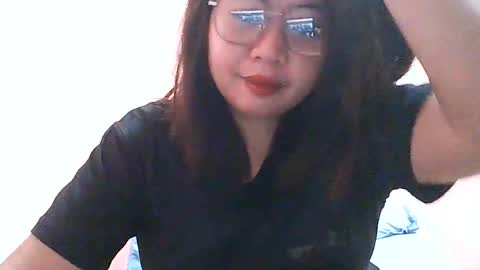 Snapshot of curious_girl247 chatting on March 14, 11:32 pm curious_girl247 online show from March 14, 11:32 pm