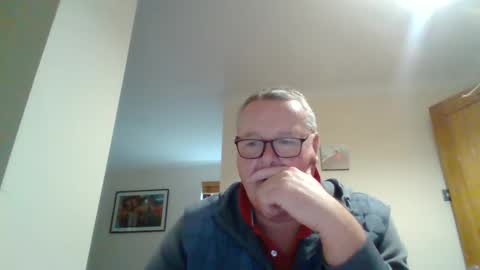 Snapshot of curiousax77 chatting on January 12, 12:01 pm curiousax77 online show from January 12, 12:01 pm