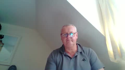 curiousax77 online show from May 13, 11:29 am