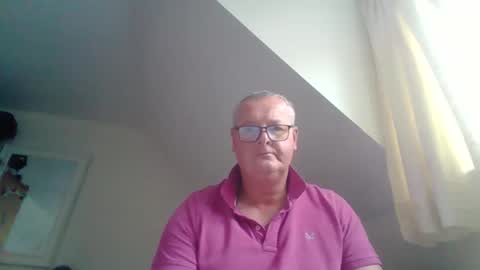 curiousax77 online show from May 14, 11:17 am
