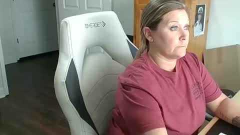 curious couple online show from January 24, 6:56 pm