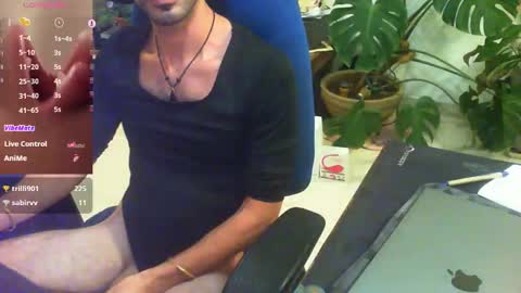 Snapshot of curiousgenie chatting on November 26, 10:55 pm curiousgenie online show from November 26, 10:55 pm