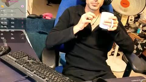 Snapshot of curiousgenie chatting on February 9, 9:52 pm curiousgenie online show from February 9, 9:52 pm