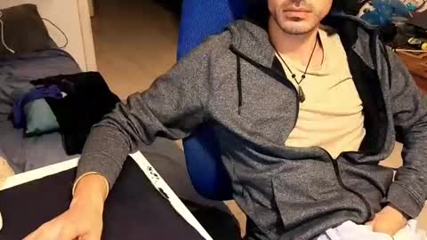 Snapshot of curiousgenie chatting on March 17, 6:44 pm curiousgenie online show from March 17, 6:44 pm