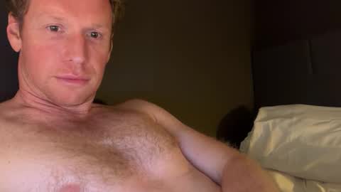 Snapshot of curiousmike6 chatting on February 28, 9:32 am curiousmike6 online show from February 28, 9:32 am