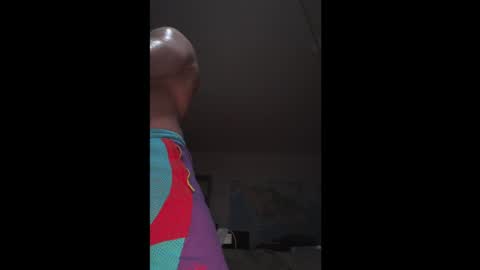 Snapshot of curiousmuscleboy chatting on December 6, 12:23 am CuriousMuscleBoy online show from December 6, 12:23 am