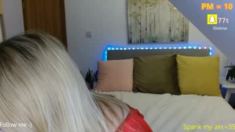 FREE Instagram dancingneighbour online show from May 7, 10:48 pm