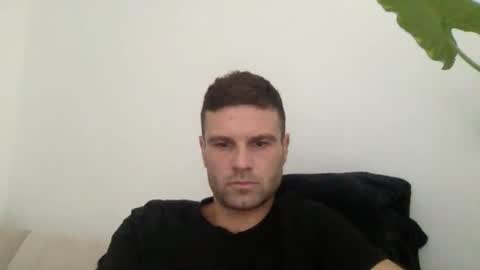 Snapshot of curiousnesssssss chatting on November 19, 10:15 am curiousnesssssss online show from November 19, 10:15 am