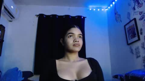 Snapshot of curly_dani chatting on November 1, 9:39 pm curly_dani online show from November 1, 9:39 pm