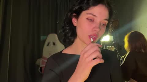 Mary online show from September 12, 7:58 pm