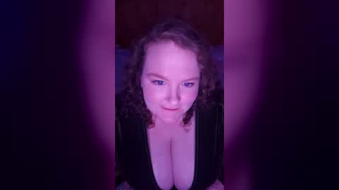 curlycult97 online show from July 1, 10:31 pm