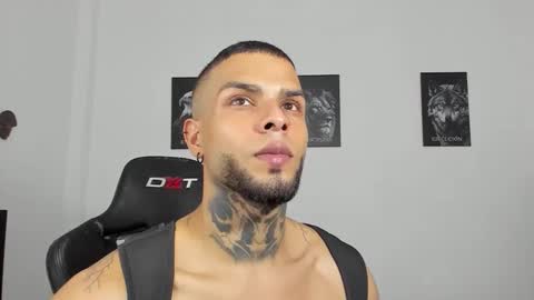 curtis_blake online show from January 19, 6:17 am