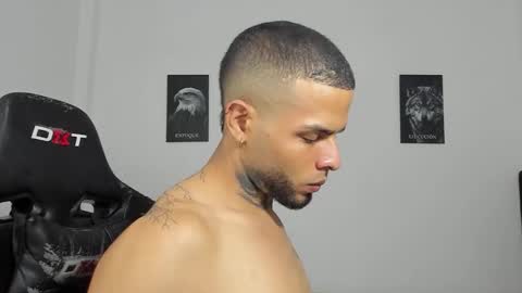 curtis_blake online show from February 12, 6:52 am