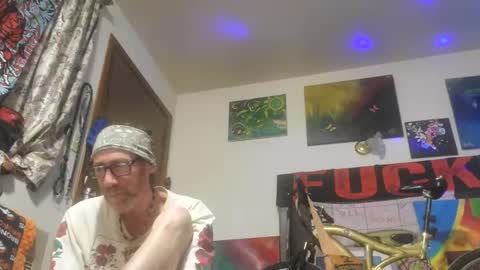 Snapshot of curtisbaldwin805 chatting on October 25, 10:59 pm Curtisdow420 online show from October 25, 10:59 pm