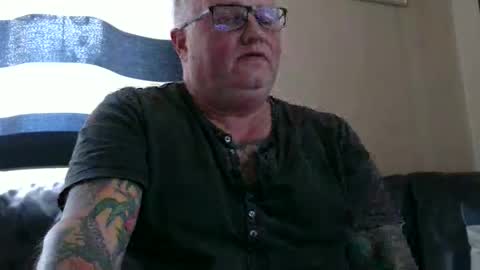 Snapshot of curtus14 chatting on September 30, 3:06 pm curtus14 online show from September 30, 3:06 pm