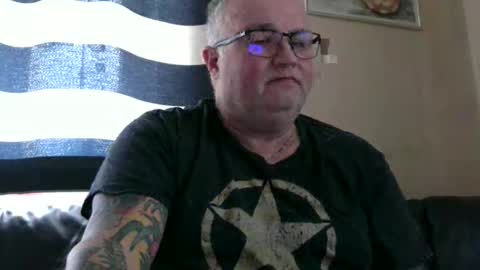 Snapshot of curtus14 chatting on December 22, 8:55 am curtus14 online show from December 22, 8:55 am