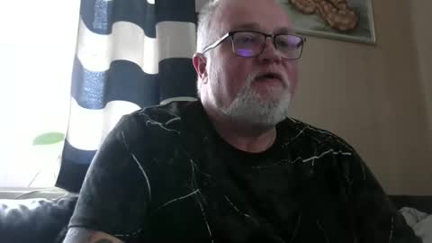 Snapshot of curtus14 chatting on February 15, 7:51 am curtus14 online show from February 15, 7:51 am