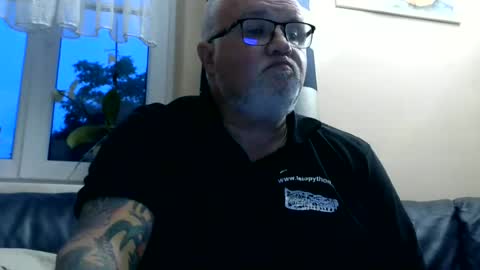 Snapshot of curtus14 chatting on June 22, 7:33 pm curtus14 online show from June 22, 7:33 pm