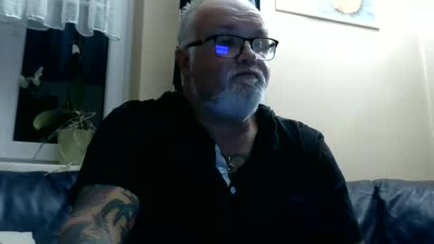 Snapshot of curtus14 chatting on July 7, 8:35 pm curtus14 online show from July 7, 8:35 pm
