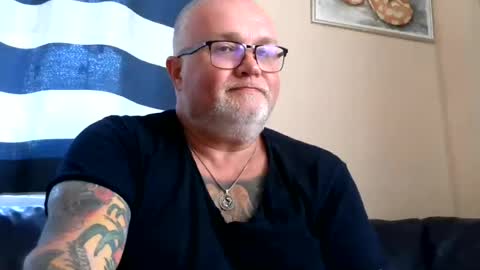 Snapshot of curtus14 chatting on July 29, 2:59 pm curtus14 online show from July 29, 2:59 pm