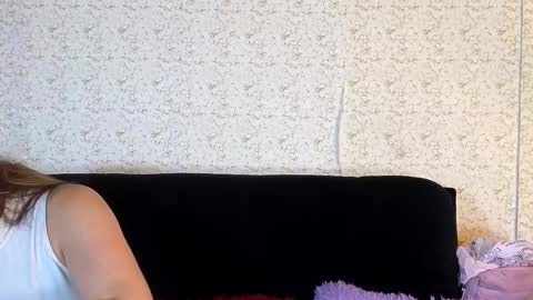 curvy_and_petite11_aws online show from October 18, 9:48 pm