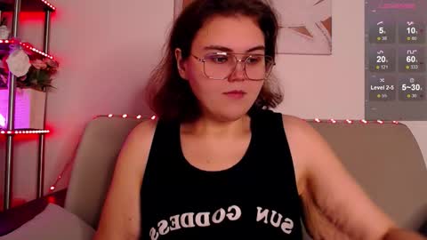 Snapshot of curvy_janie chatting on November 29, 3:42 am Jane online show from November 29, 3:42 am