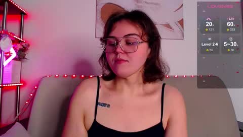 Snapshot of curvy_janie chatting on December 19, 4:30 am Jane online show from December 19, 4:30 am