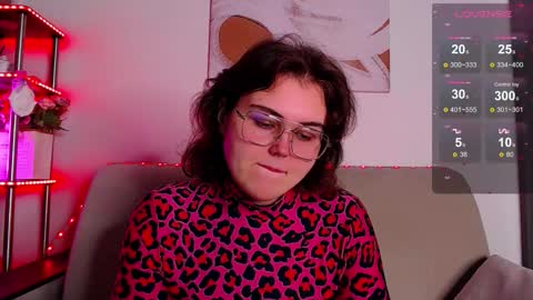 Snapshot of curvy_janie chatting on December 22, 4:31 am Jane online show from December 22, 4:31 am