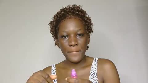 curvy_kittie online show from May 17, 3:26 am