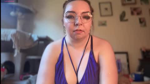 Cate online show from January 12, 6:02 pm