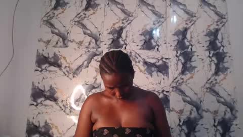 curvyj255 online show from August 5, 7:49 pm