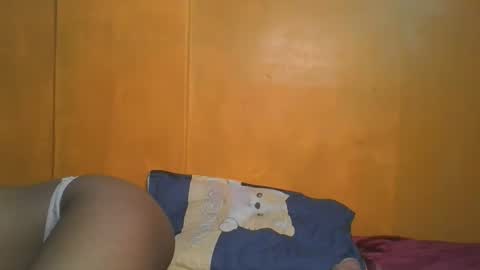 Snapshot of curvylyin chatting on October 15, 11:32 am curvylyin online show from October 15, 11:32 am