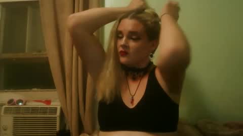 curvymom2025 online show from October 8, 1:03 am