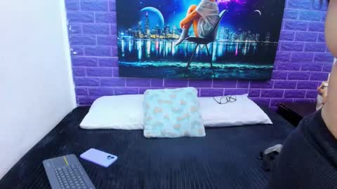 Snapshot of curvysweetbaby chatting on March 21, 10:53 am Danna online show from March 21, 10:53 am