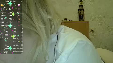 Snapshot of curvywild_lady30 chatting on March 10, 10:48 pm Curvy online show from March 10, 10:48 pm