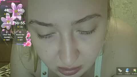 Snapshot of curvywild_lady30 chatting on March 30, 7:59 pm Curvy online show from March 30, 7:59 pm