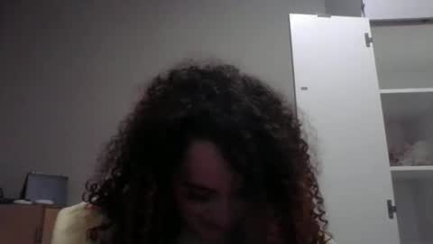 curvyyus online show from February 5, 12:48 am