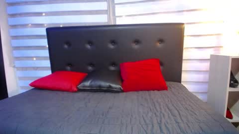 Snapshot of cute_angel_1 chatting on October 3, 11:29 am cute_angel_1 online show from October 3, 11:29 am