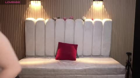 cute_angel_1 online show from May 9, 2:50 am
