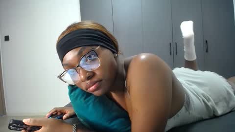 Liya online show from April 26, 7:39 am