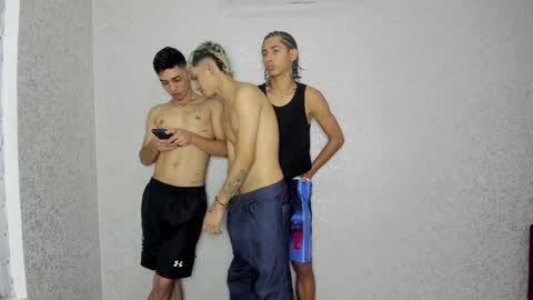 ARTURO-18  MATIAS-18  NIKOLAY-19  HADES-18  GABO-19 online show from January 13, 2:21 pm